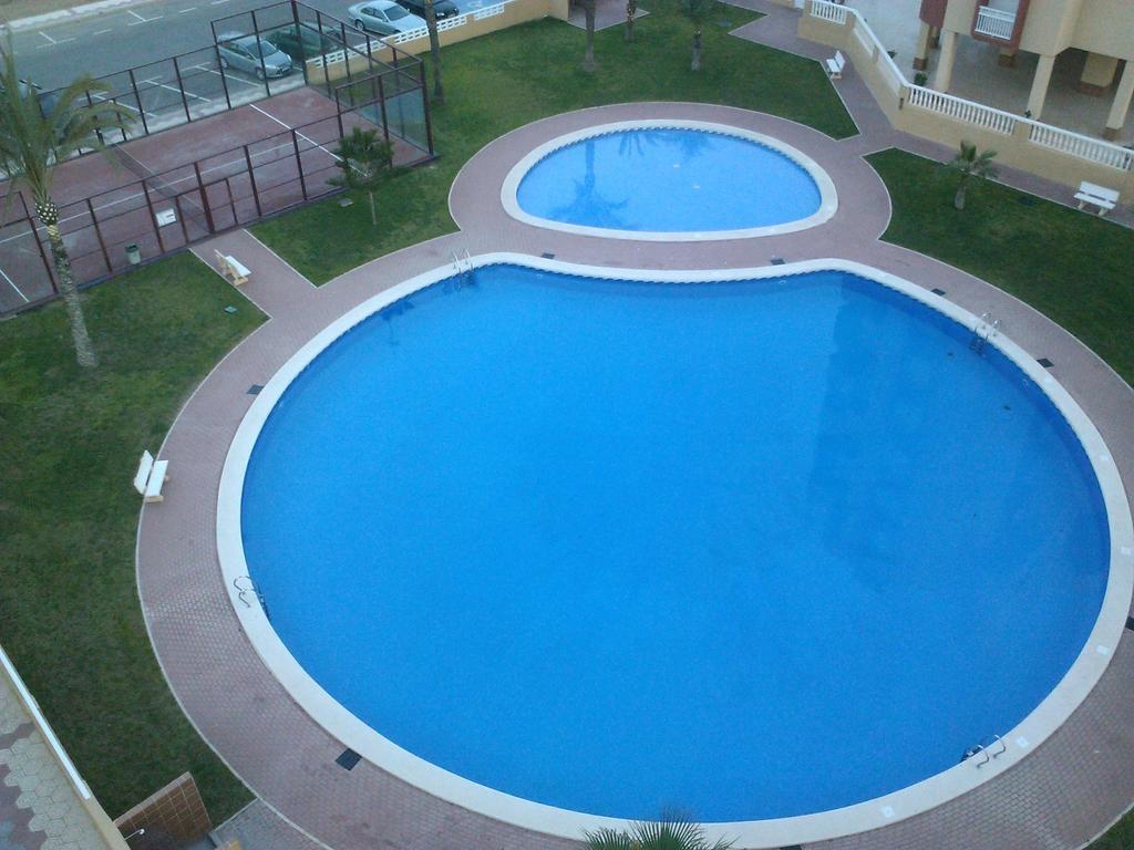 Apartamentos Turisticos Puerto Tomas Maestre Ла-Манга-дель-Мар-Менор Номер фото