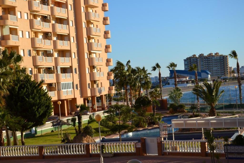 Apartamentos Turisticos Puerto Tomas Maestre Ла-Манга-дель-Мар-Менор Екстер'єр фото