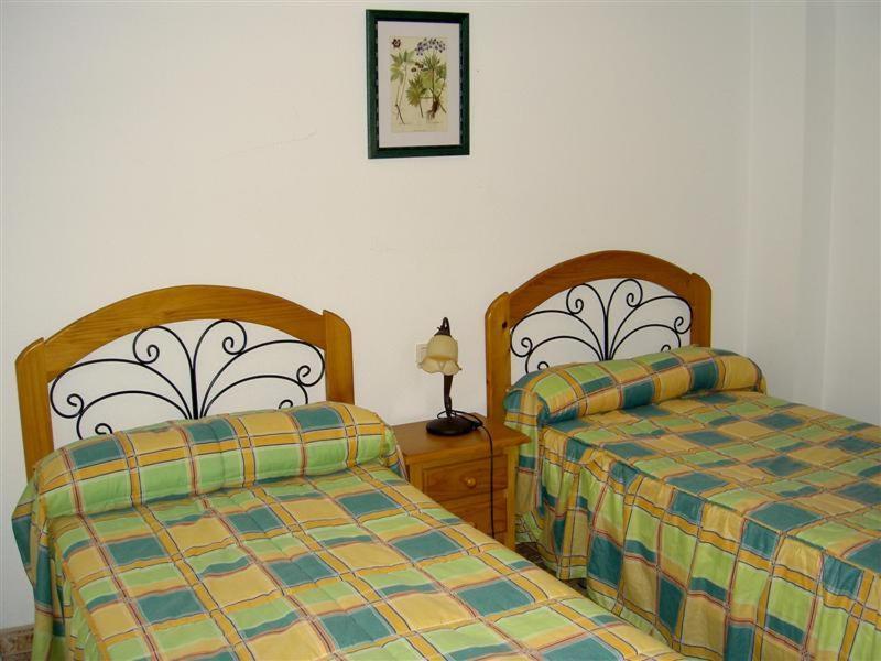 Apartamentos Turisticos Puerto Tomas Maestre Ла-Манга-дель-Мар-Менор Екстер'єр фото