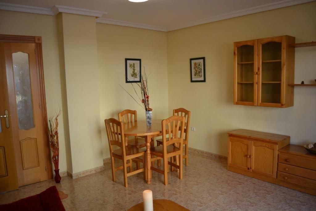 Apartamentos Turisticos Puerto Tomas Maestre Ла-Манга-дель-Мар-Менор Екстер'єр фото