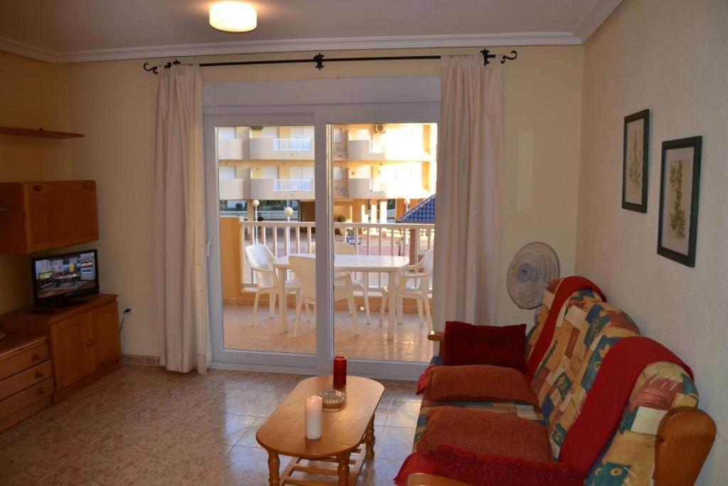 Apartamentos Turisticos Puerto Tomas Maestre Ла-Манга-дель-Мар-Менор Номер фото