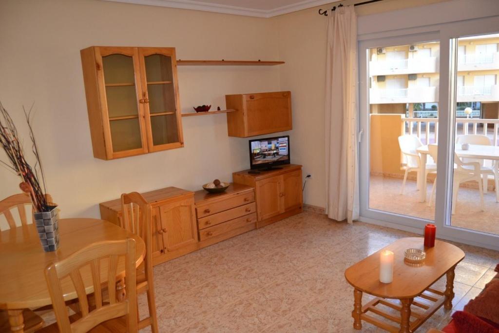 Apartamentos Turisticos Puerto Tomas Maestre Ла-Манга-дель-Мар-Менор Номер фото