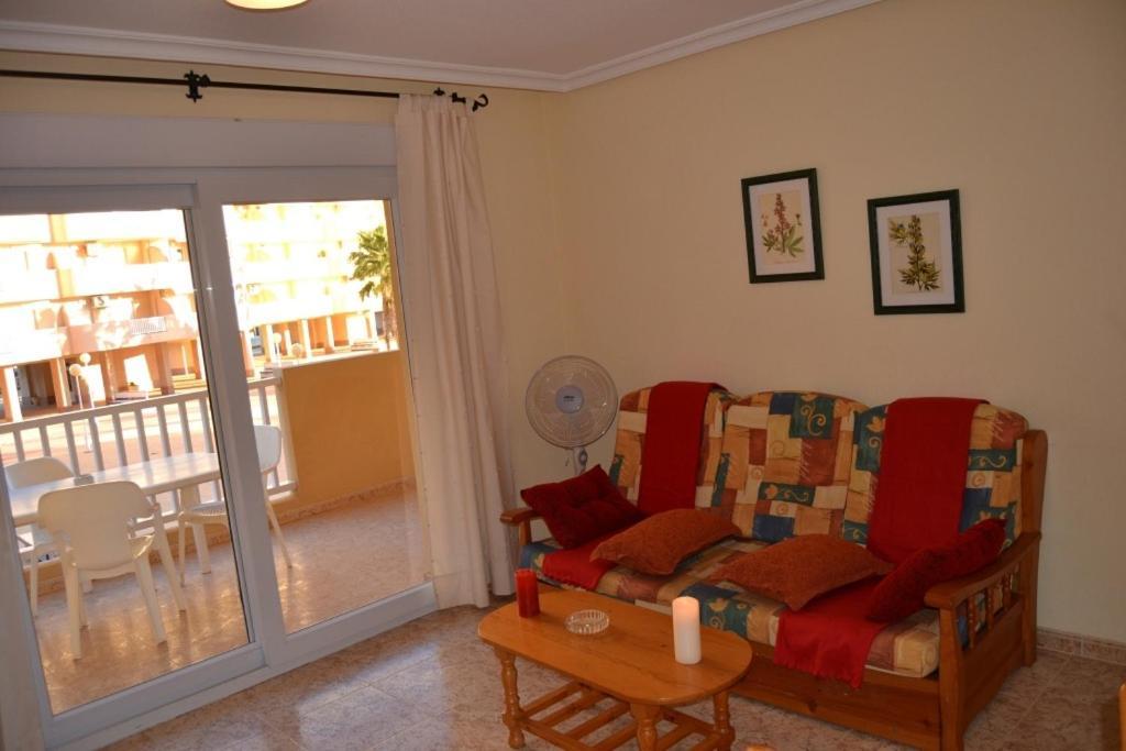 Apartamentos Turisticos Puerto Tomas Maestre Ла-Манга-дель-Мар-Менор Номер фото