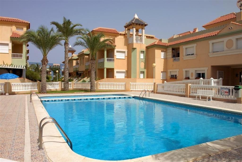 Apartamentos Turisticos Puerto Tomas Maestre Ла-Манга-дель-Мар-Менор Екстер'єр фото